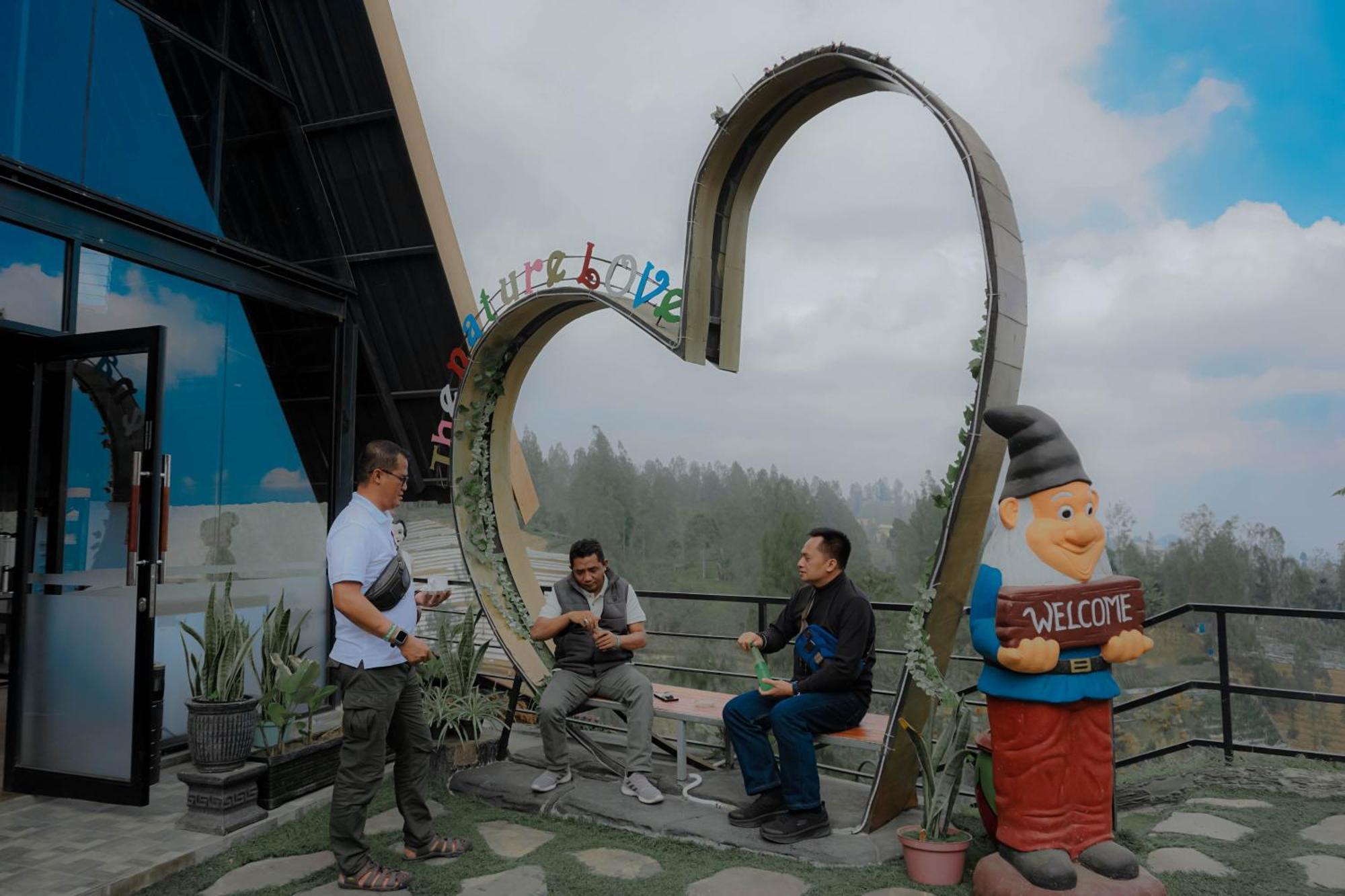Hotel Nature Bromo And Resort 岩望 外观 照片